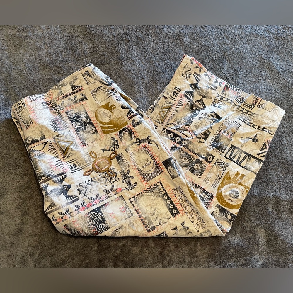 Chicos Capri Pants